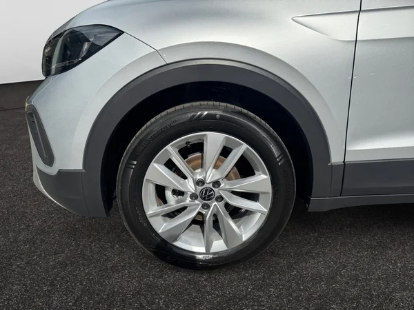 VOLKSWAGEN T-Cross (2025) — foto 4 van 16