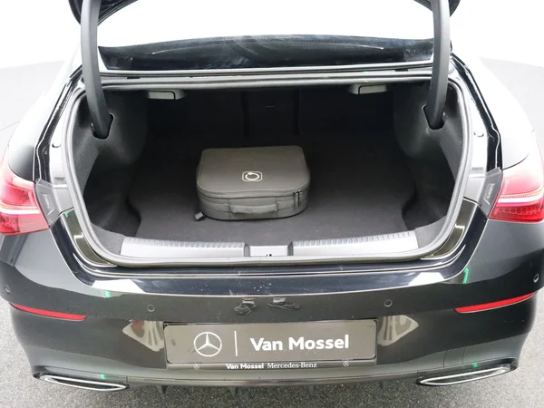 Mercedes-Benz CLA (2024) — foto 11 van 27