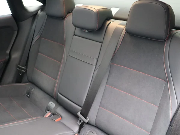 Mercedes-Benz CLA (2025) — foto 6 van 31