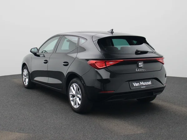 SEAT Leon (2023) — foto 12 van 38
