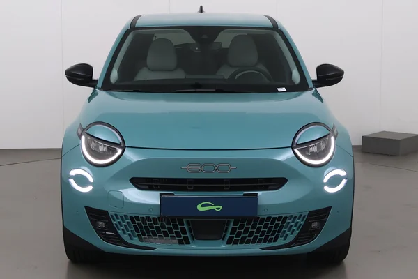 Fiat 600 (2025) — foto 12 van 19