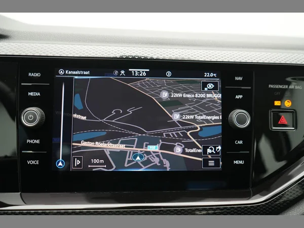 VOLKSWAGEN Polo (2023) — foto 16 van 25
