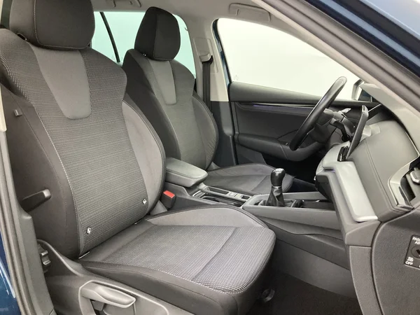 SKODA Octavia Combi (2021) — foto 30 van 36