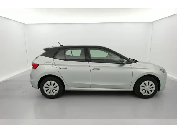 SKODA Fabia (2022) — foto 33 van 36
