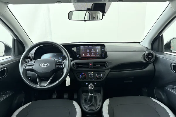 Hyundai i10 (2024) — foto 19 van 19