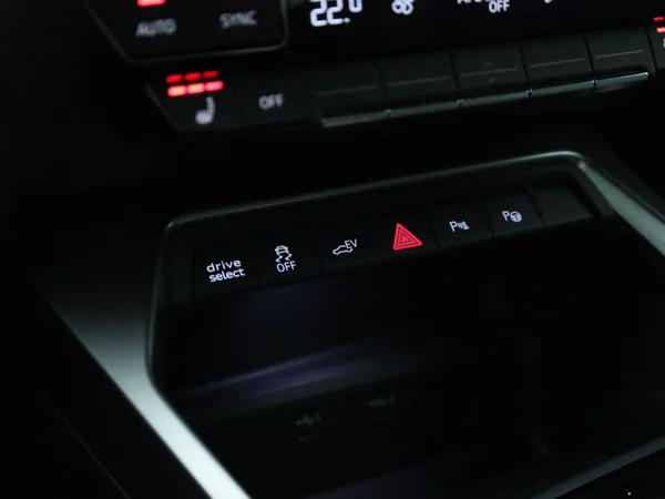 Audi A3 (2021) — foto 9 van 38