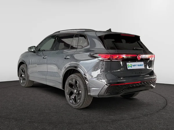 VOLKSWAGEN Tiguan eHybrid (PHEV) (2025) — foto 18 van 24
