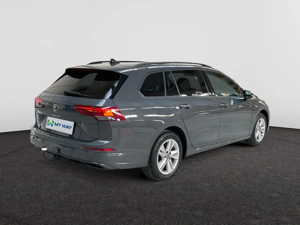 VOLKSWAGEN Golf VIII SW (2022) — foto 8 van 15
