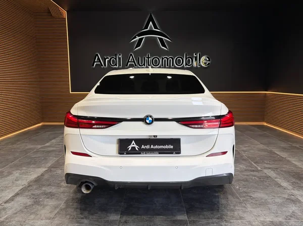 Bmw 218 (2021) — foto 22 van 26