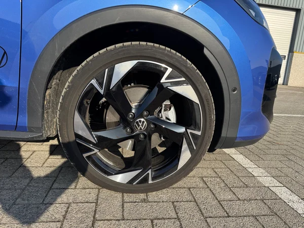 VOLKSWAGEN T-Roc (2025) — foto 14 van 23