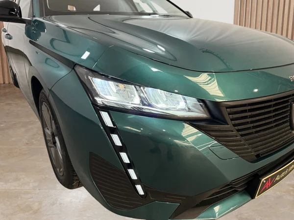 Peugeot 308 (2023) — foto 7 van 13