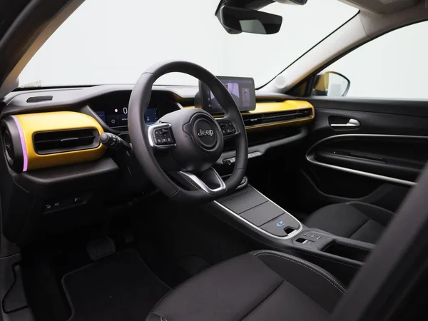 Jeep Avenger (2023) — foto 24 van 39