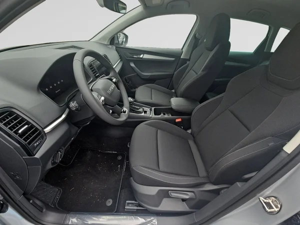 SKODA Karoq (2025) — foto 22 van 28