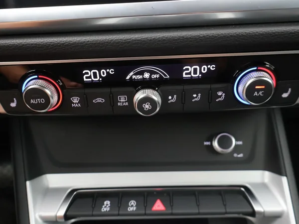 Audi Q3 (2022) — foto 10 van 25