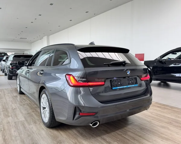 BMW 3 Reeks (2020) — foto 27 van 30