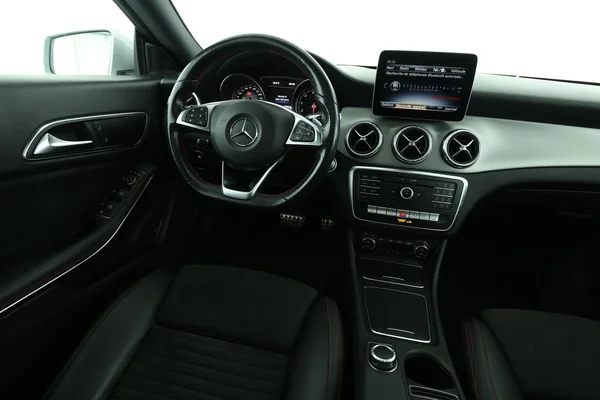 Mercedes-Benz CLA-Klasse (2019) — foto 4 van 16