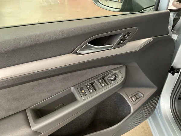 VOLKSWAGEN Golf VIII eHybrid (PHEV) (2025) — foto 7 van 22