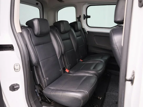 Opel Combo Life (2022) — foto 22 van 36
