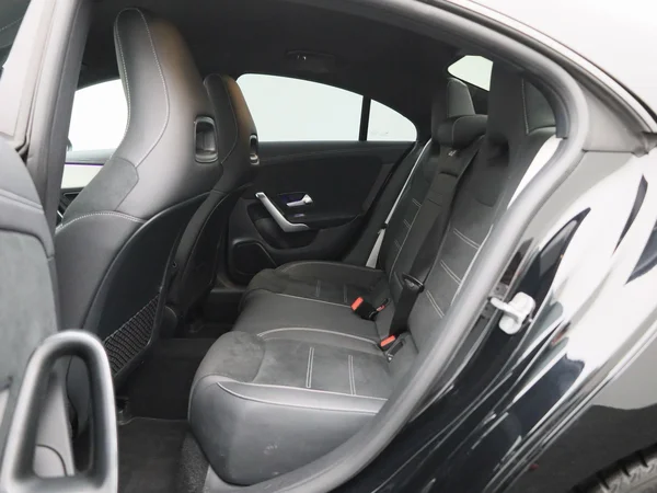 Mercedes-Benz CLA (2025) — foto 4 van 40