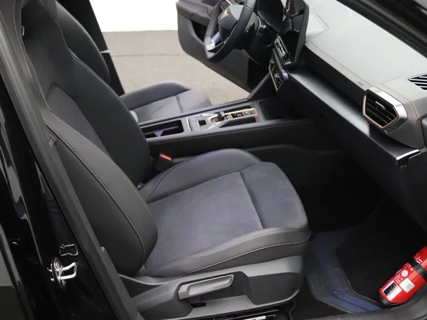 CUPRA Leon SW (2025) — foto 11 van 20