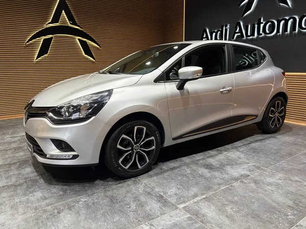 Renault Clio (2019) — foto 10 van 21