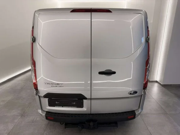 Ford Transit Custom (2022) — foto 13 van 19
