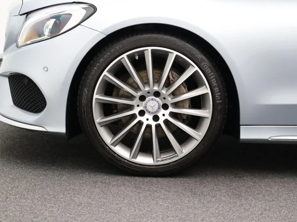 Mercedes-Benz C-Klasse (2016) — foto 27 van 29