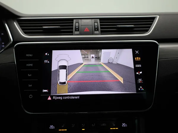 Škoda Superb (2022) — foto 28 van 47