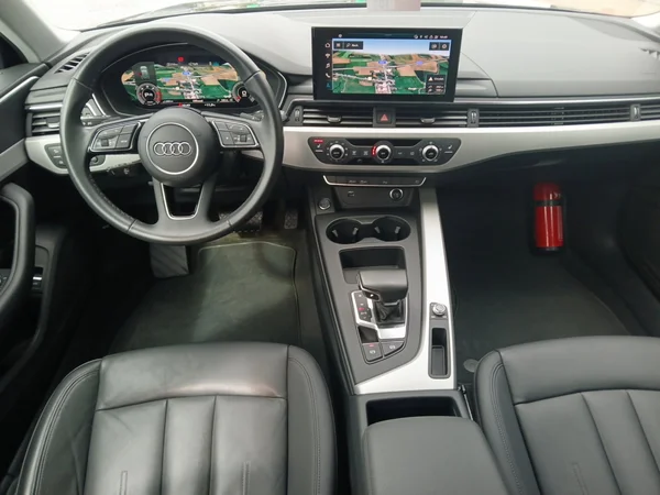 AUDI A4 Avant (2023) — foto 18 van 18