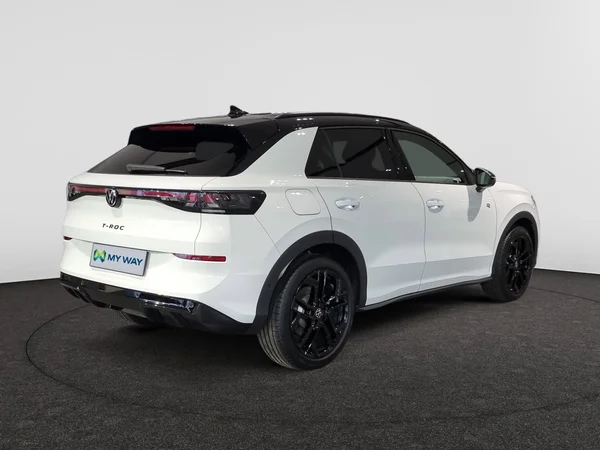 VOLKSWAGEN T-Roc (2025) — foto 8 van 15