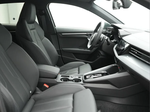 AUDI A3 Sportback PHEV (2025) — foto 8 van 29