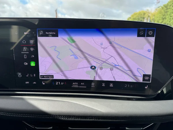 AUDI A6 Sportback e-tron (2025) — foto 14 van 24