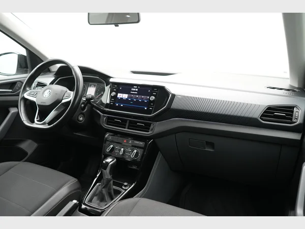 VOLKSWAGEN T-Cross (2019) — foto 16 van 22