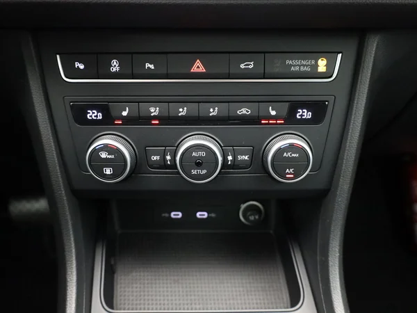 SEAT Ateca (2021) — foto 6 van 21