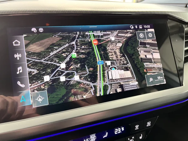 AUDI Q4 e-tron (2021) — foto 17 van 24