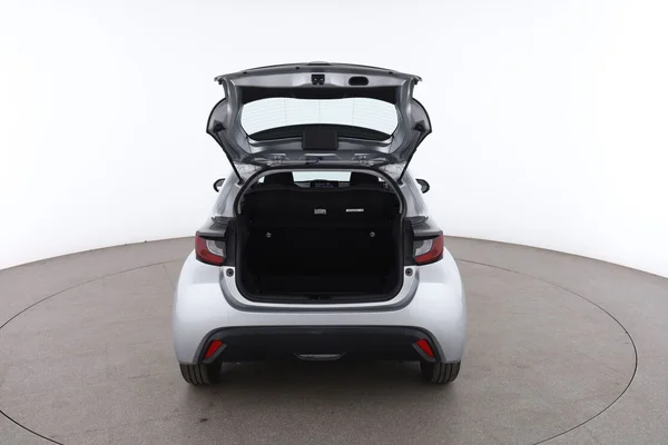 Toyota Yaris (2022) — foto 7 van 16