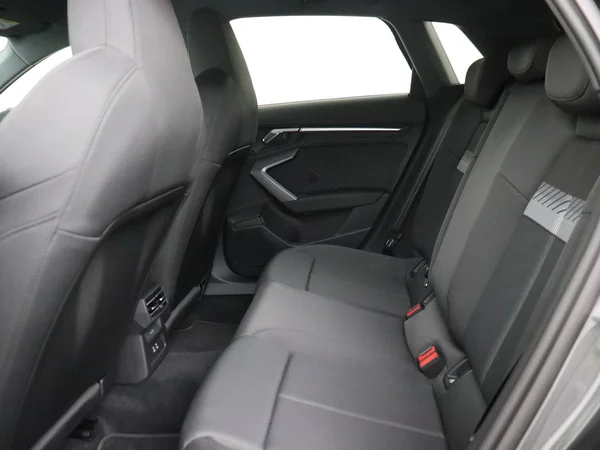 AUDI A3 Sportback (2025) — foto 4 van 18