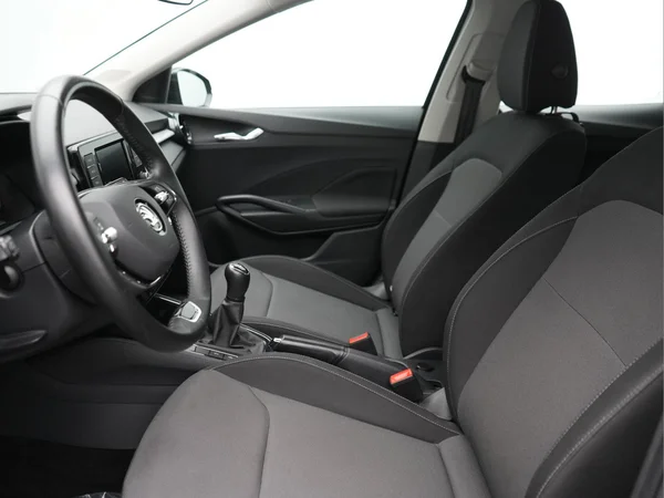 SKODA Fabia (2023) — foto 2 van 24