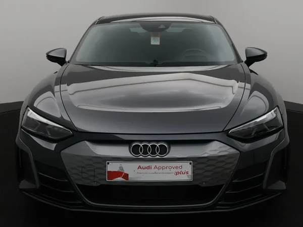 Audi e-tron GT (2022) — foto 23 van 28