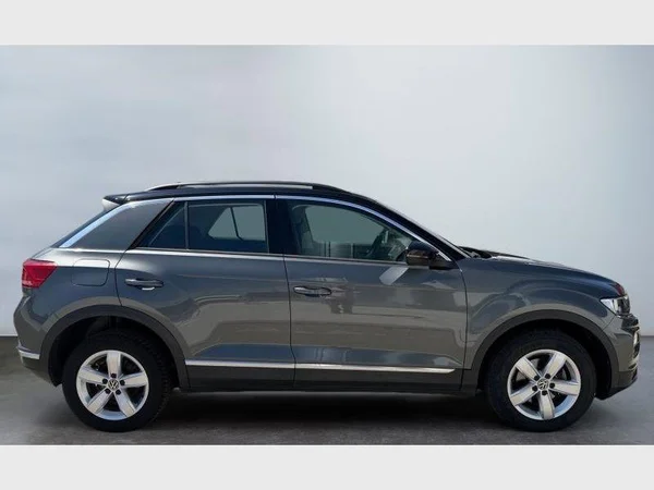 Volkswagen T-Roc (2019) — foto 21 van 22