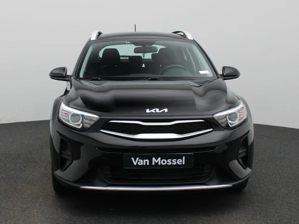 Kia Stonic (2023) — foto 23 van 34