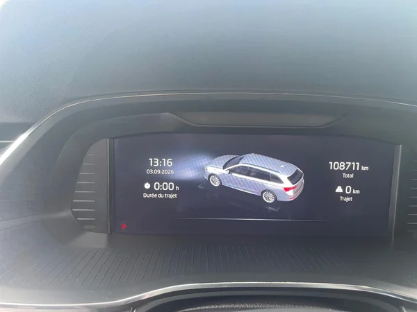SKODA Octavia Combi Dsl (2022) — foto 5 van 21
