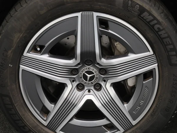Mercedes-Benz GLC (2025) — foto 6 van 54
