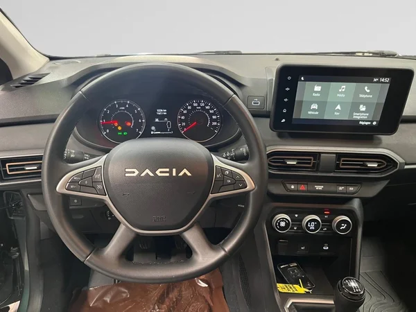 DACIA Sandero Stepway (2024) — foto 16 van 16