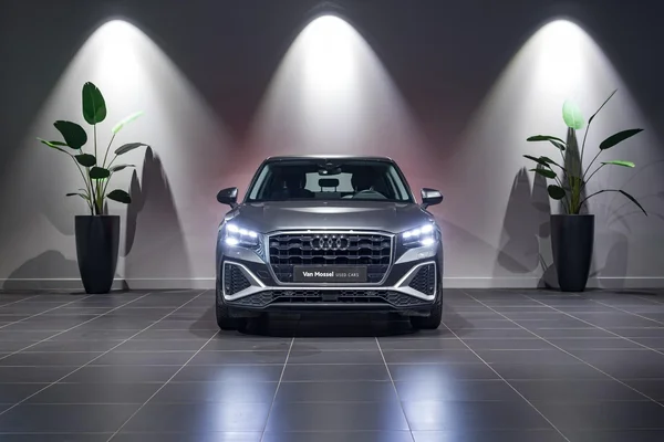 Audi Q2 (2023) — foto 12 van 36