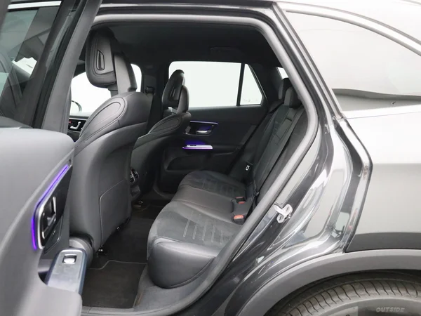 Mercedes-Benz GLC (2025) — foto 2 van 49