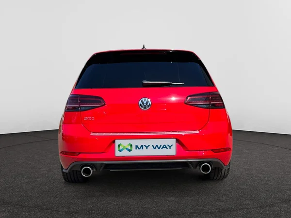 VOLKSWAGEN Golf VII GTI (2019) — foto 18 van 23