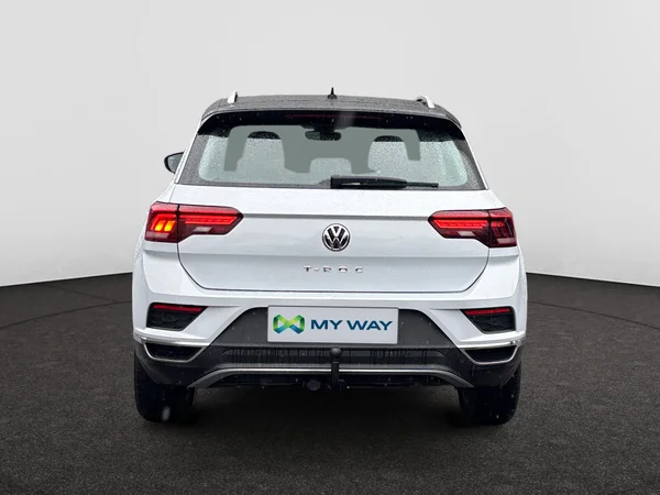 VOLKSWAGEN T-Roc (2018) — foto 15 van 18
