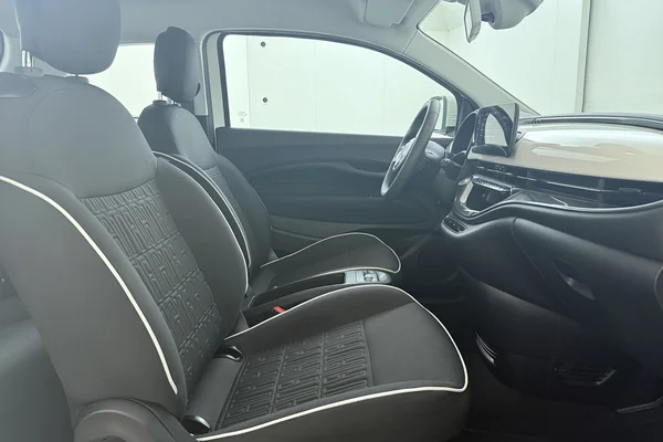 Fiat E-500 (2023) — foto 13 van 15