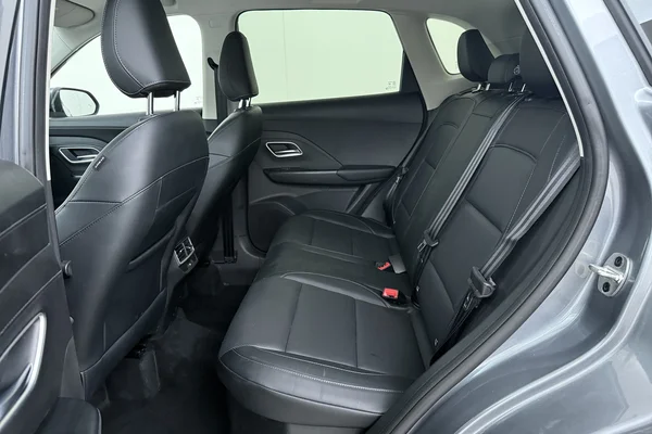 MG Zs (2025) — foto 19 van 20